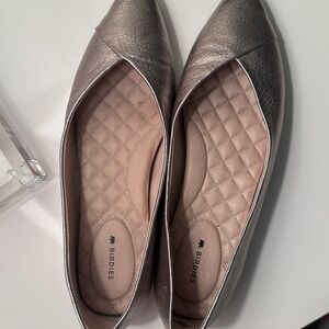 Birdies Women's Goldfinch Flats in Gold